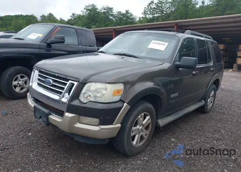 2008 Ford Explorer Xlt z USA, uszkodzony, nr VIN 1FMEU63E08UA32404